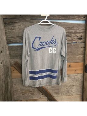 Crooks & Castles Size Med Light Grey with Blue Logo Print